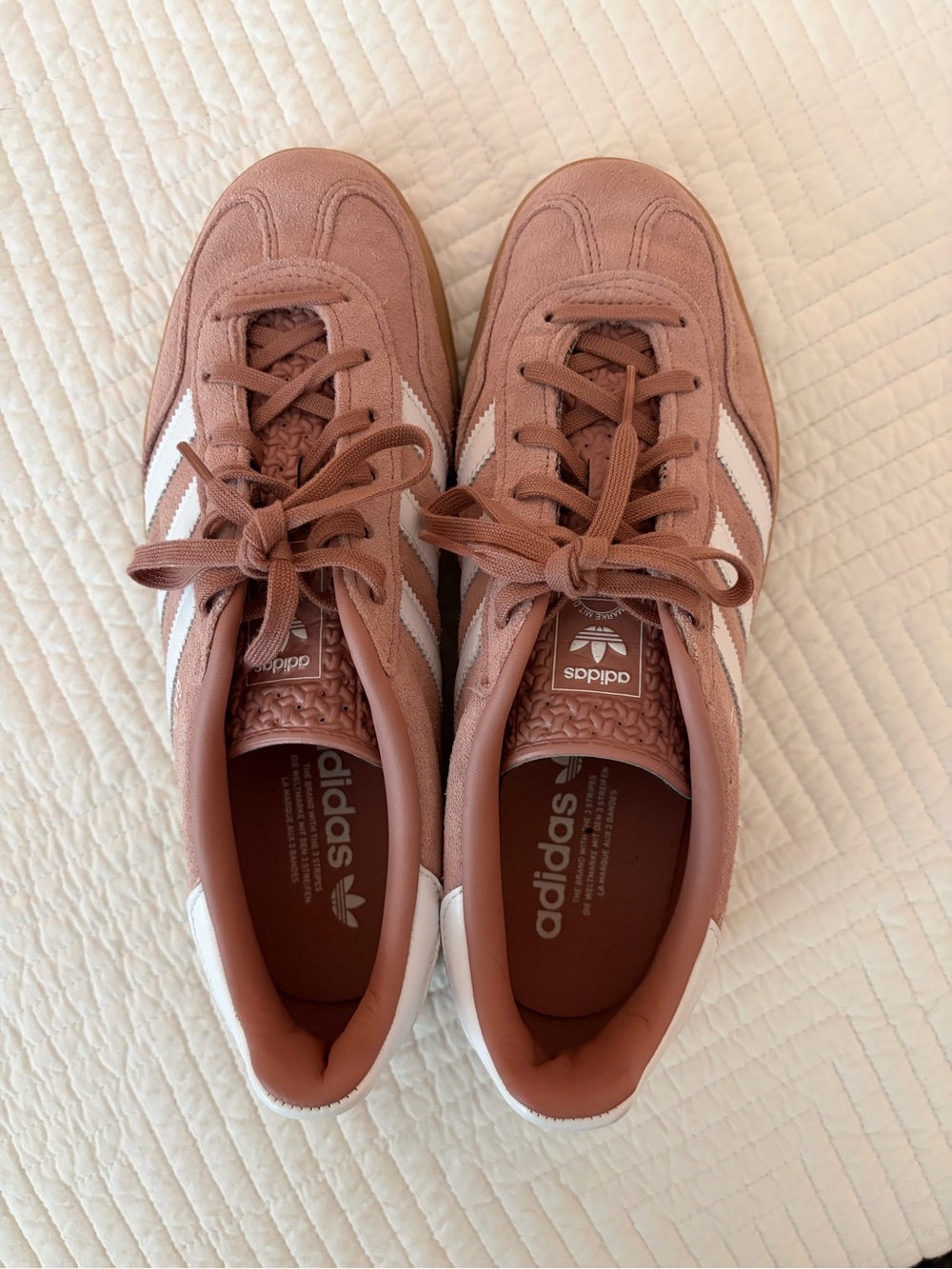 adidas Women's Gazelle’s  in Dusty Pink with White Stripes - Picture 4 of 4